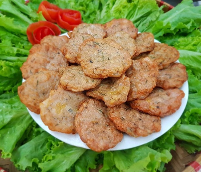 Chá cá thu DASAVINA khi chiên lên có màu vàng cánh gián đẹp mắt