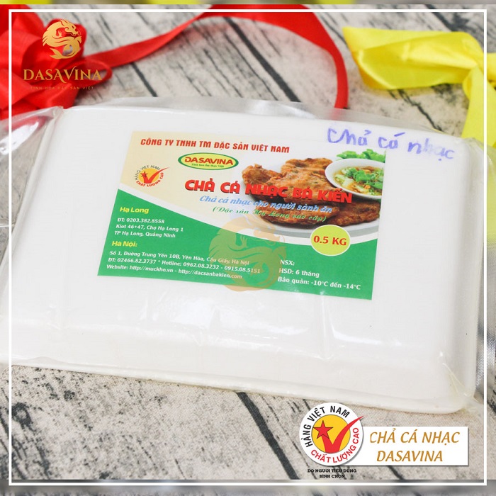 Món chả các nhạc hiệu Bá Kiến được đóng gói đẹp mắt, tiện lợi